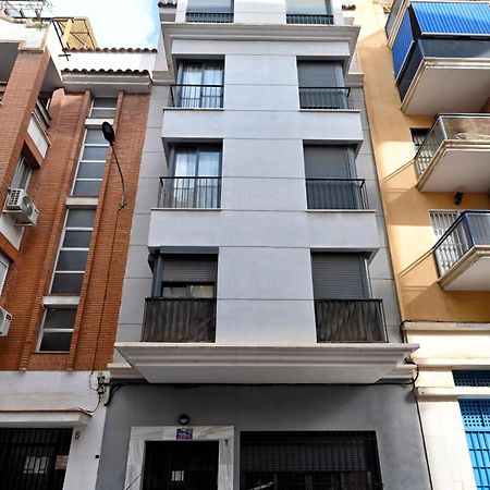 Love Rent4 Malaga Rene ภายนอก รูปภาพ