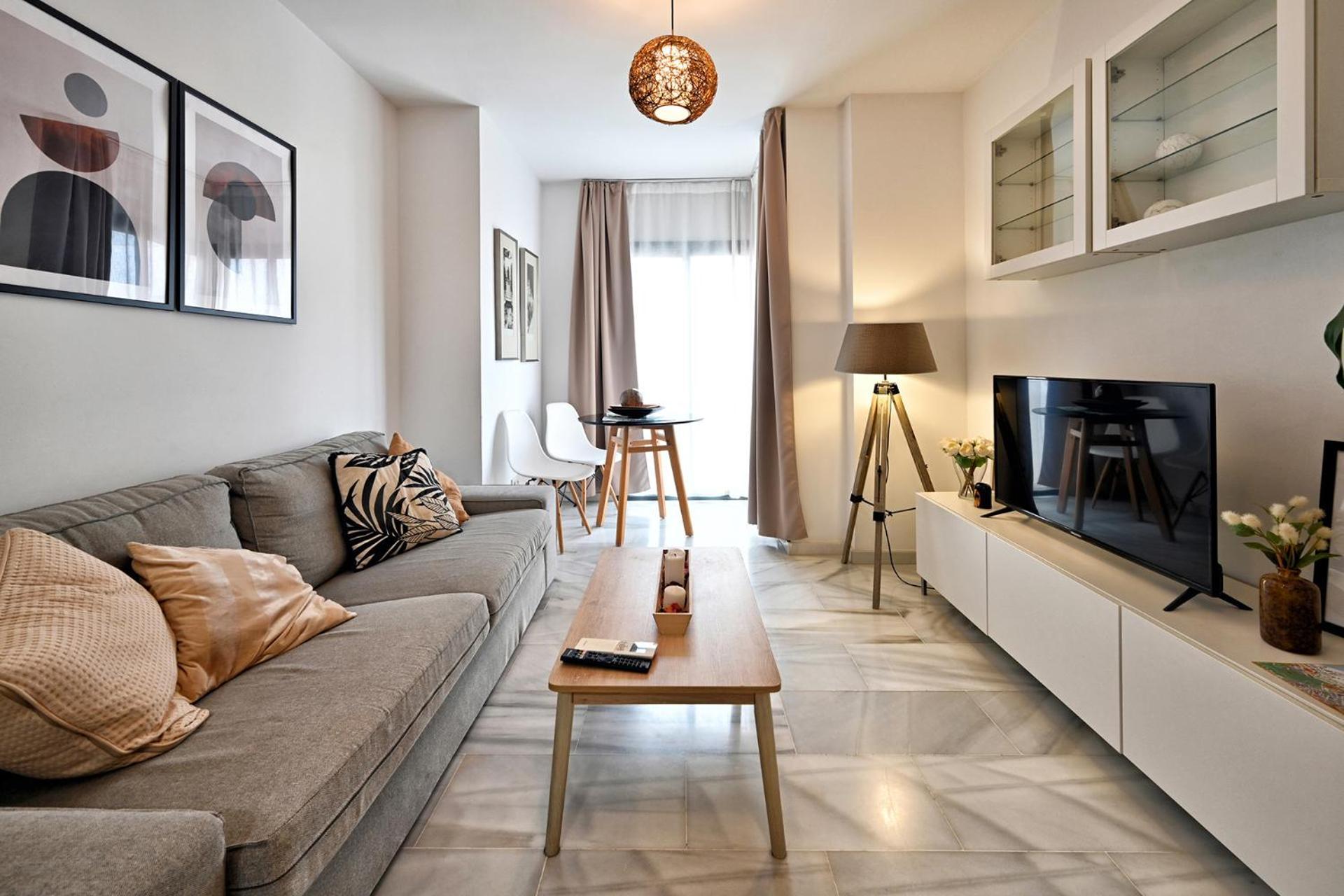 Love Rent4 Malaga Rene ภายนอก รูปภาพ
