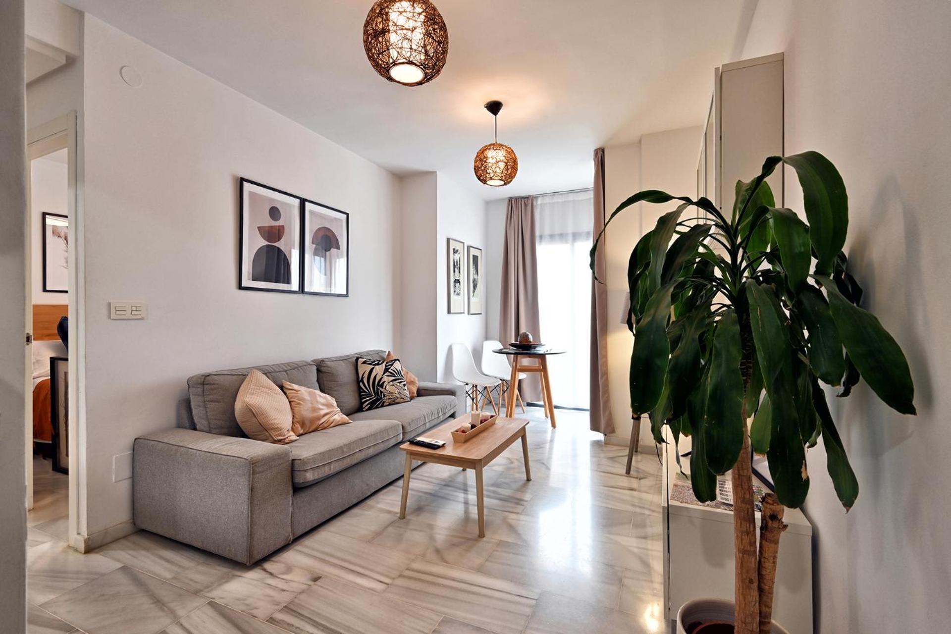 Love Rent4 Malaga Rene ภายนอก รูปภาพ